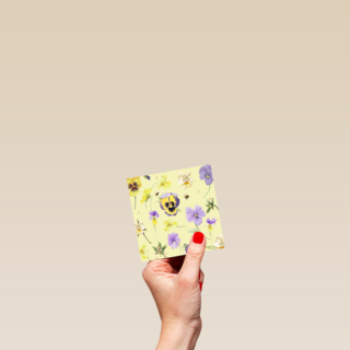 Kaart flowers by Marjolein Bastin Geel viooltjes paars