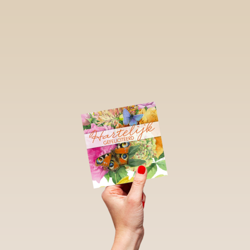 een kleurrijke felicitatie met vlinders