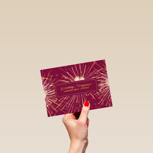nieuwjaarskaart met tekstkader op vuurwerk