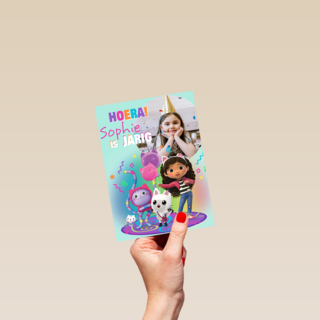 Gabbys Dollhouse Hoera fotokaart