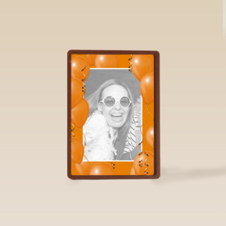fotokaart staand met oranje ballonnen