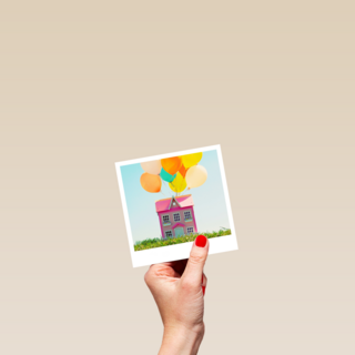 Verhuiskaart Vrolijk huis met ballonnen Polaroid