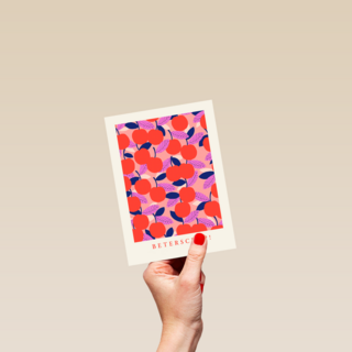 Beterschapskaart met rood fruit