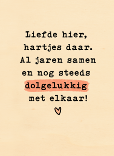 Liefdesjubileum dolgelukkig met elkaar