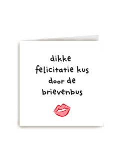 Felicitatie kaart man vrouw dikke felicitatiekus door de brievenbus
