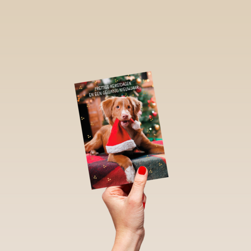 Kerstkaart klassiek Hond met kerstmuts