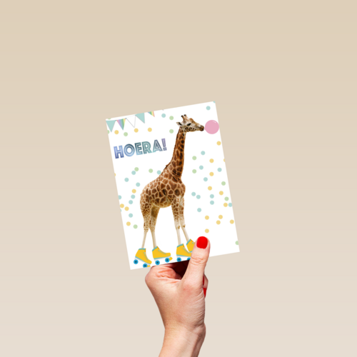 hoera met deze giraffe met confetti
