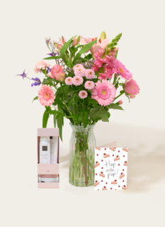 Bloemen Boeket Alexia met Rituals Sakura Trial Set