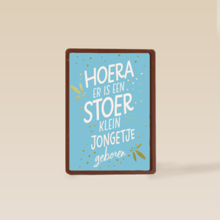 hoera er is een stoer klein jongetje geboren