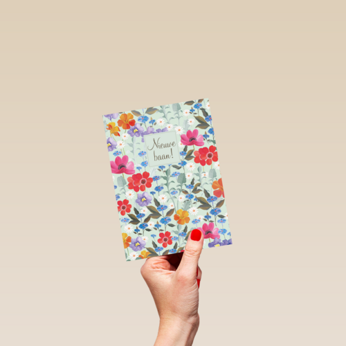 Nieuwe baan kaart met bloemen