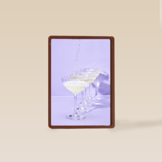 verjaardagskaart hip vrouw glazen staykation