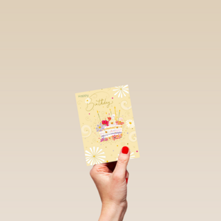 Verjaardagskaart vrouw taart met bloemen