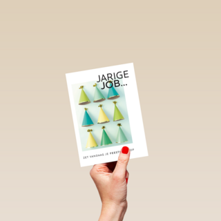 kaart voor de jarige job zet vandaag je feesthoed op