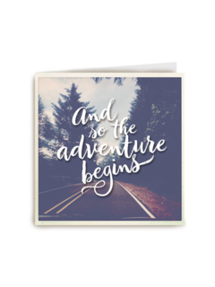 reizen kaart met de tekst and so the adventure begins