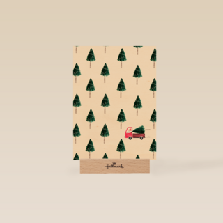 Kerstkaart kerstbomen met vrachtwagen