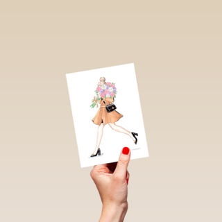 Blanco kaart van een jonge vrouw met bloemen