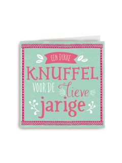 ombouw moderdag een dikke knuffel voor de lieve jarige