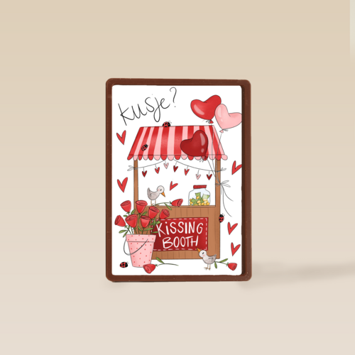 Matia Kissing Booth