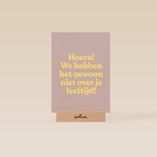 verjaardag kaart vrouw niet over je leeftijd