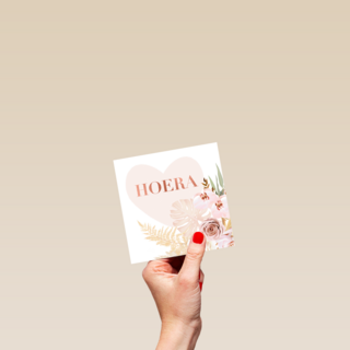 verjaardag kaart stijlvol hoera met bloemen