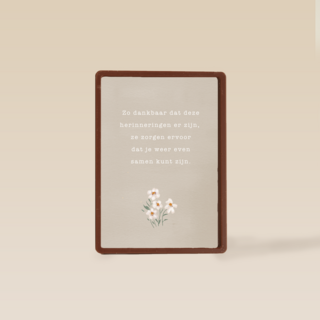 condoleancekaart met bloemen op kraft