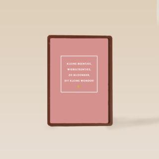 geboorte dochter kleine beentjes wiebelteentjes