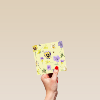 Kaart flowers by Marjolein Bastin Geel viooltjes paars