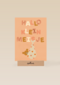 Hallo klein meisje Beertje in knapzak