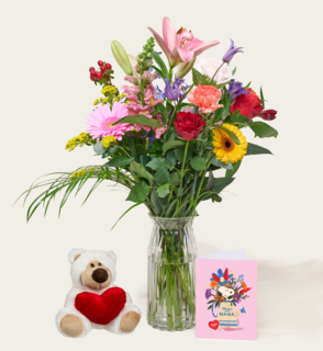 Boeket Bloemen Amalia met Beer Hartje