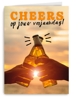 Cheers op je verjaardag bier