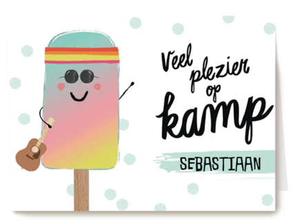 op kamp kaart met een ijsje die je veel plezier wenst