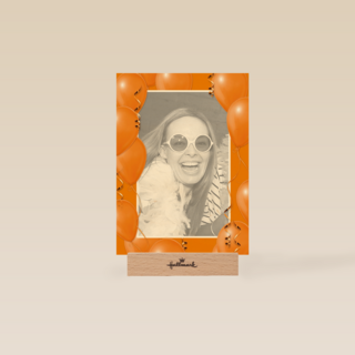 fotokaart staand met oranje ballonnen
