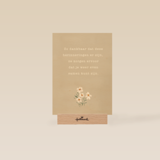 condoleancekaart met bloemen op kraft