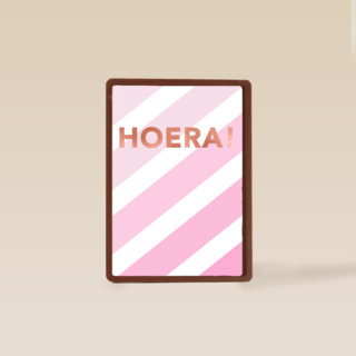 verjaardag kaart stijlvol hoera met roze strepen