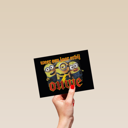 verjaardagskaart minions weer een jaar erbij ouwe