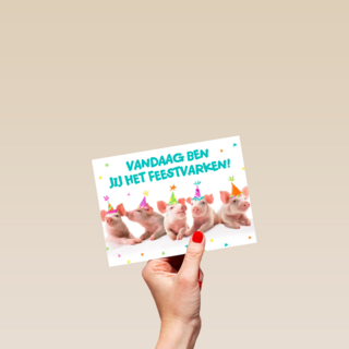 vijf feestvarkens op een rij