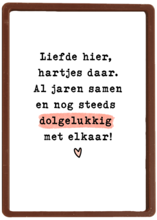 Liefdesjubileum dolgelukkig met elkaar