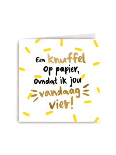verjaardag kaart een knuffel op papier