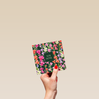 Nieuwe woning kaart New home met bloemen