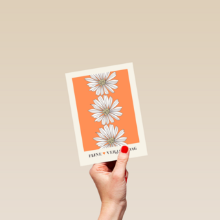 Verjaardagskaart oranje met bloemen