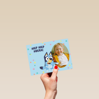 Bluey Hiep Hiep Hoera Fotokaart