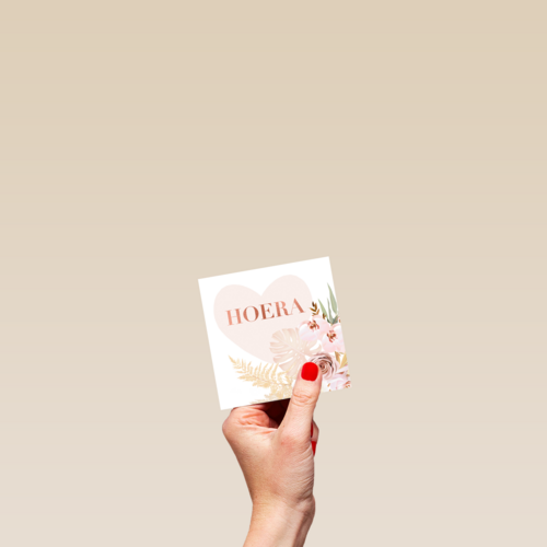 verjaardag kaart stijlvol hoera met bloemen