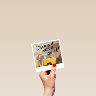 restyle reizen kaart met de quote dream it wish it do it