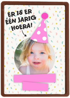 een fotokaart met feesthoed