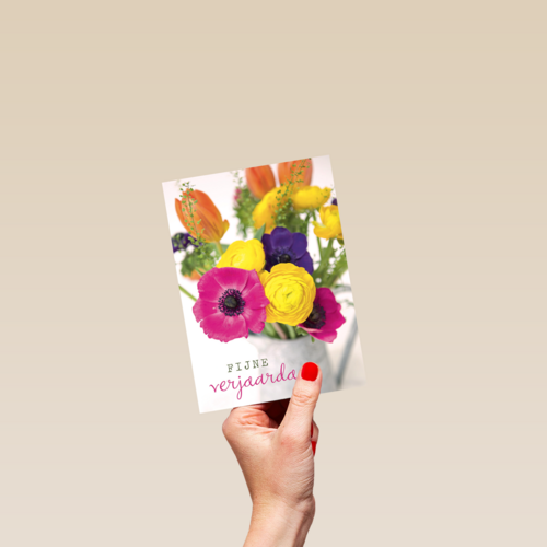 een hele vaas met bloemen