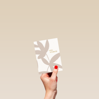 Veel sterkte beige bladeren