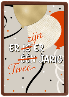 er zijn er 2 jarig met ballonnen