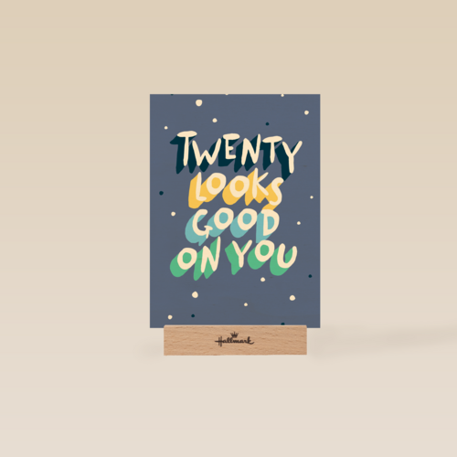 Verjaardagskaart twenty looks good on you man
