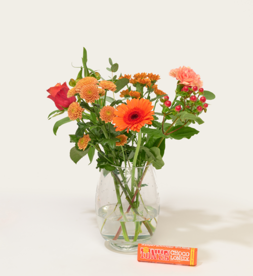 Brievenbusbloemen met Tony Chocolonely Karamel Zeezout Chocoladereep
