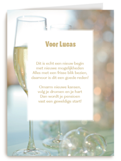 champagne glas om te proosten op je pensioen
